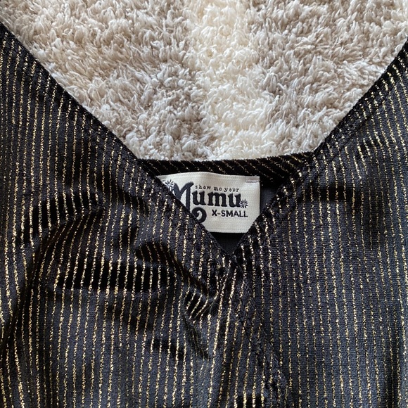 Show me your mumu black and gold velvet jumpsuit - Picture 4 of 5